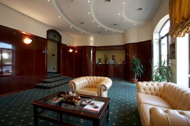 Dropiluc Hotel Druento Bagian luar foto